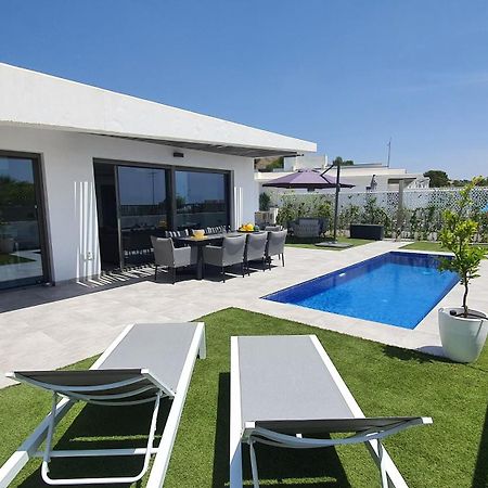 Pool & Snooker Villa Фінестрат Екстер'єр фото