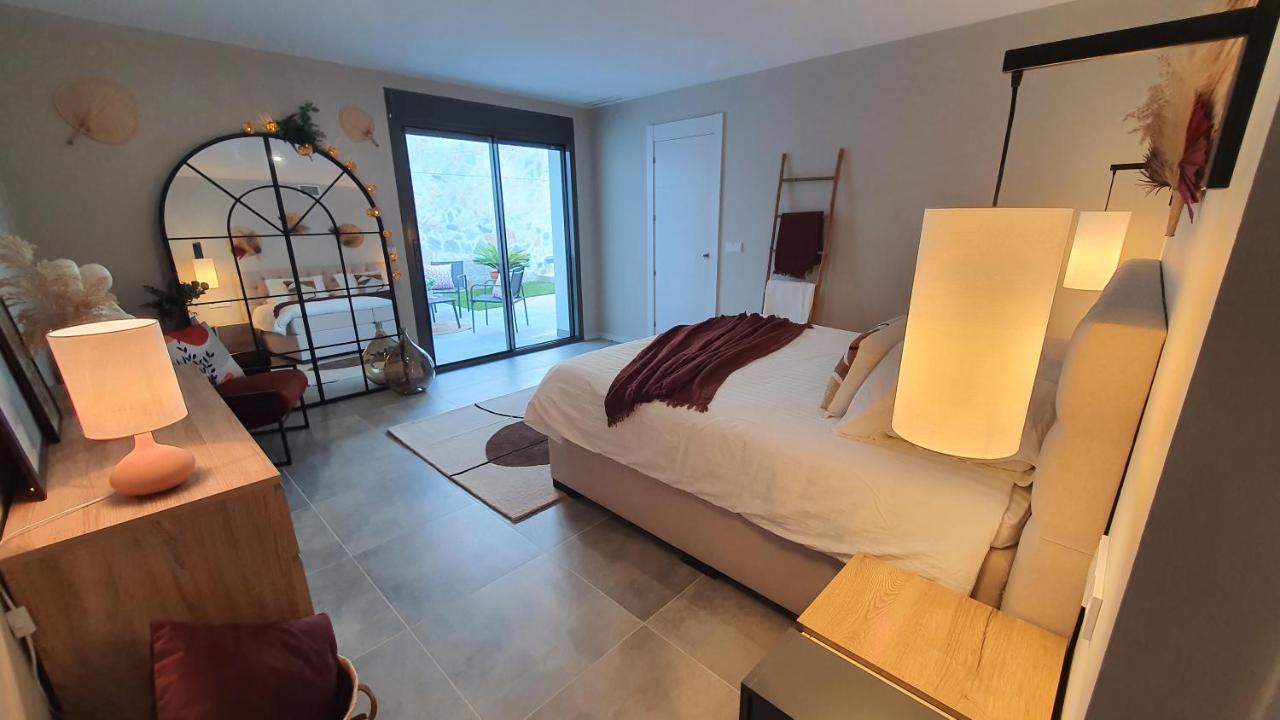 Pool & Snooker Villa Фінестрат Екстер'єр фото
