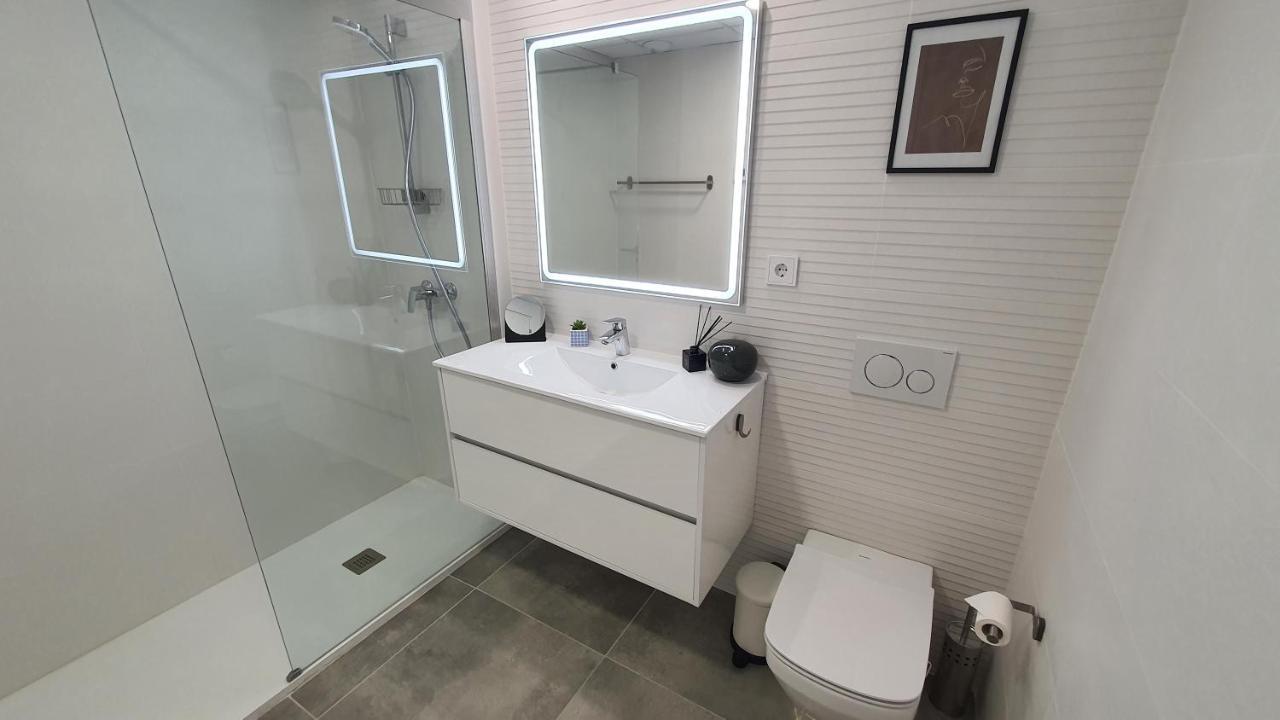 Pool & Snooker Villa Фінестрат Екстер'єр фото
