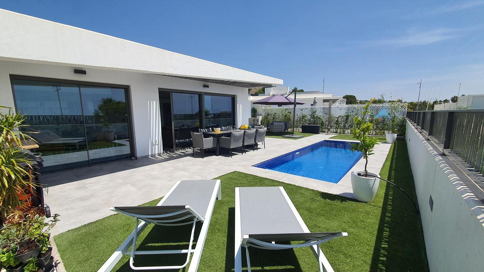 Pool & Snooker Villa Фінестрат Екстер'єр фото